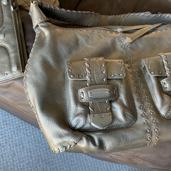 MICHAEL KORS gold purse and matching wallet - Picture 13 of 15